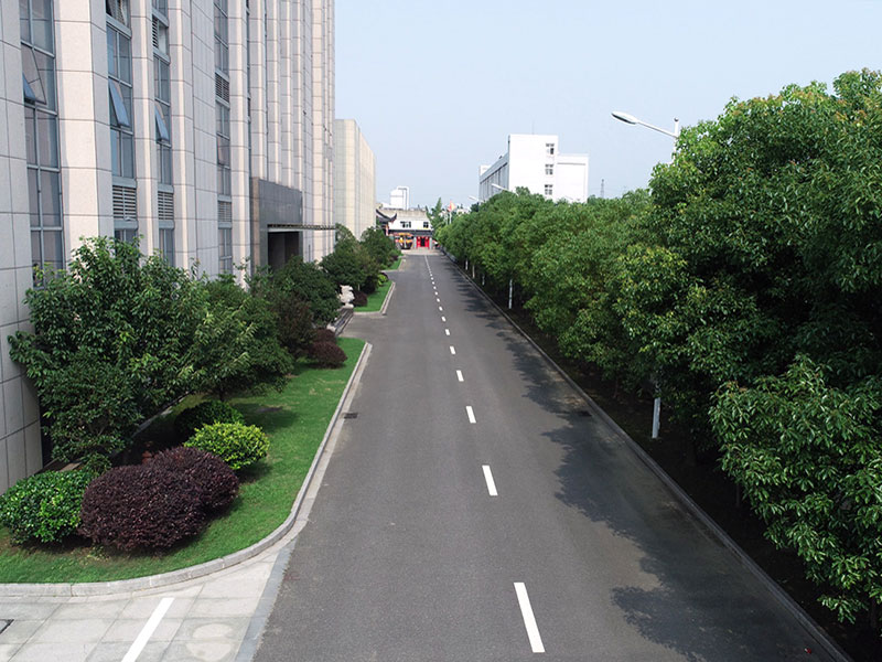 公司內(nèi)部道路環(huán)境